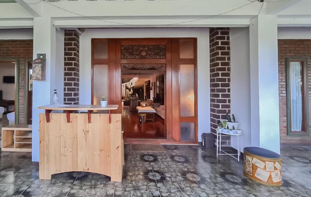 Samakta Guest House Lembang Esterno foto
