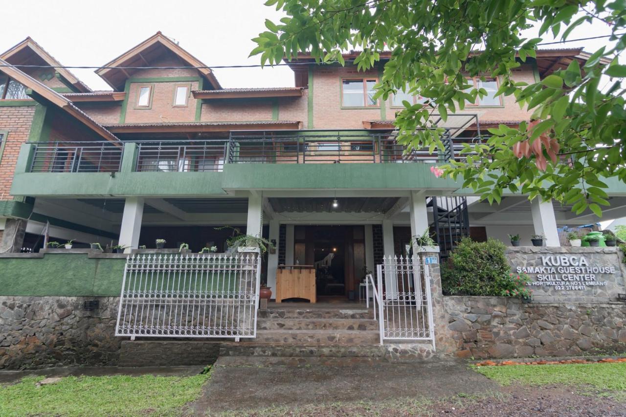 Samakta Guest House Lembang Esterno foto