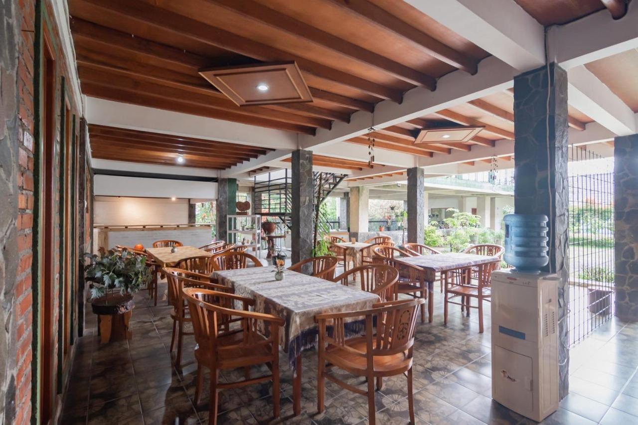Samakta Guest House Lembang Esterno foto