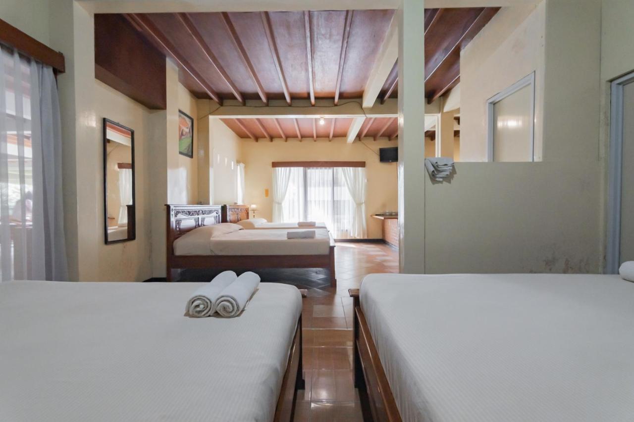 Samakta Guest House Lembang Esterno foto